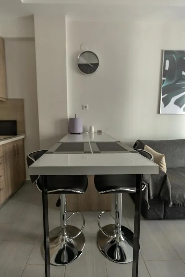 Karipidis Suite Thessaloniki 0*,